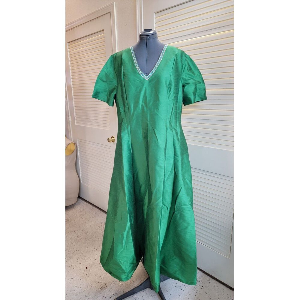 Handmade Green Dress. Vintage. All beading there. Perfect for a vintage costume